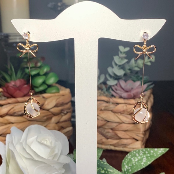 NEW 18K Gold Plated 925, Elegant Caged White Tiger’s Eye, Bow Drop Earrings - Picture 2 of 9